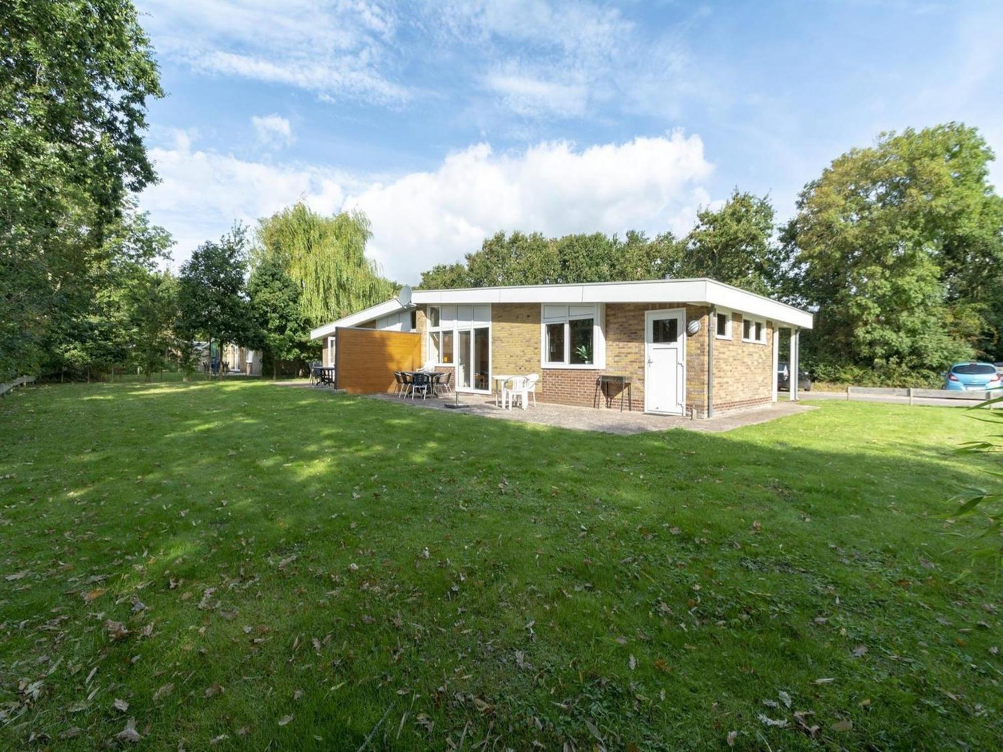 Holiday Home With Fabulous Garden Sint Maartensvlotbrug Exterior photo